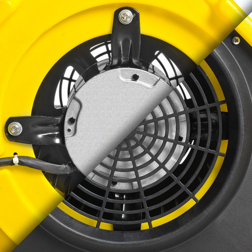 Tokozott motor